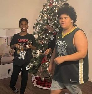 Meet your Posher, Antionetta